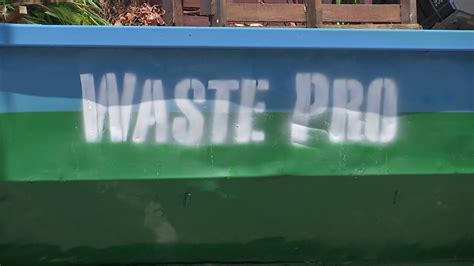Cape Coral trash pickup during Idalia .
